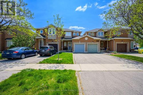 2320 Dalebrook Drive, Oakville, ON - Outdoor With Facade