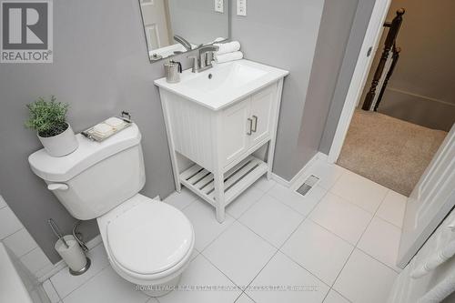 2320 Dalebrook Drive, Oakville, ON - Indoor Photo Showing Bathroom