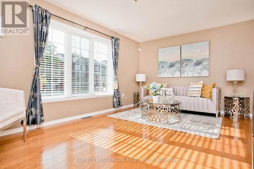 1 Apollo Drive, Richmond Hill, ON - Indoor Photo Showing Living Room