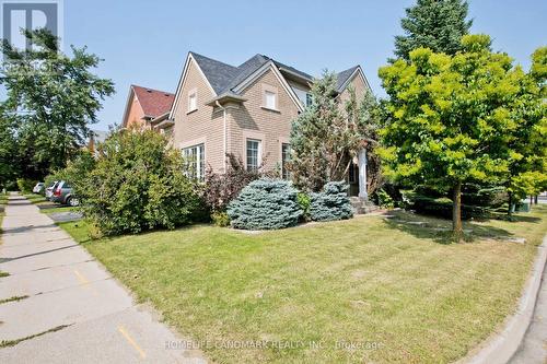 1 Apollo Drive, Richmond Hill, ON - Outdoor