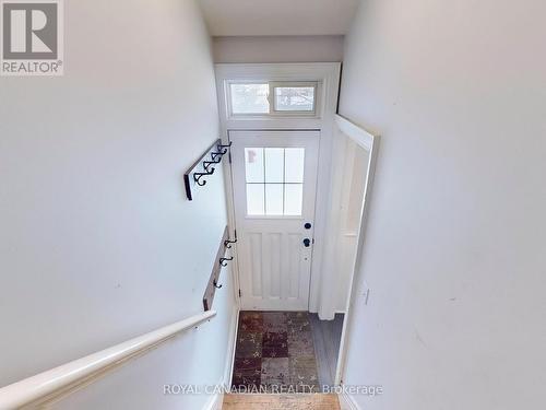 92 Nassau Street W, Oshawa, ON - Indoor Photo Showing Other Room