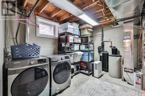 19 Tisdale Court, Kitchener, ON - Indoor Photo Showing Laundry Room