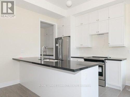 10 Seagrave Lane, Ajax, ON - Indoor Photo Showing Kitchen With Stainless Steel Kitchen