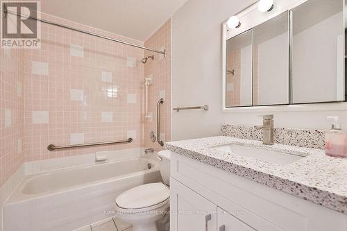 609 - 115 Bonis Avenue, Toronto, ON - Indoor Photo Showing Bathroom