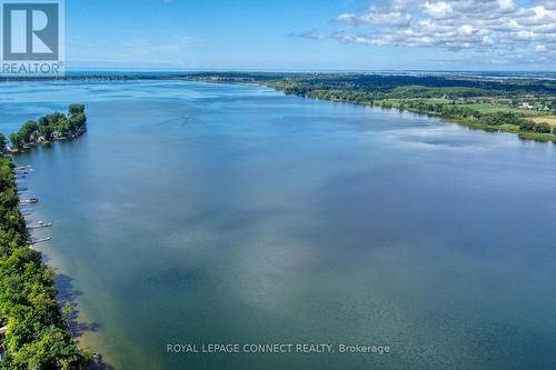 2 Nature'S Lane, Prince Edward County, ON 