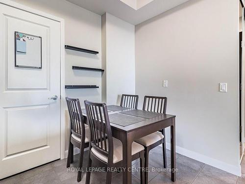 1210-225 Sherway Gardens Rd, Toronto, ON - Indoor Photo Showing Dining Room