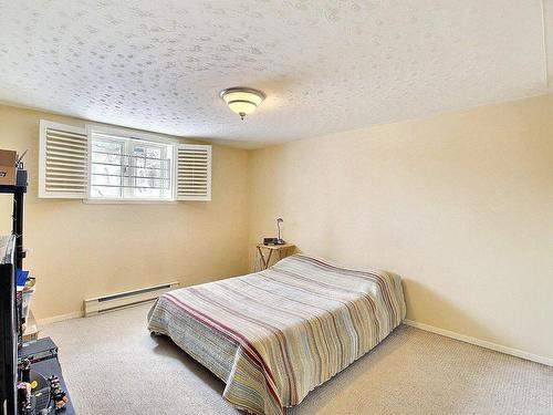 Chambre Ã Â coucher - 94 Rue Cardinal-Bégin E., Rouyn-Noranda, QC - Indoor Photo Showing Bedroom