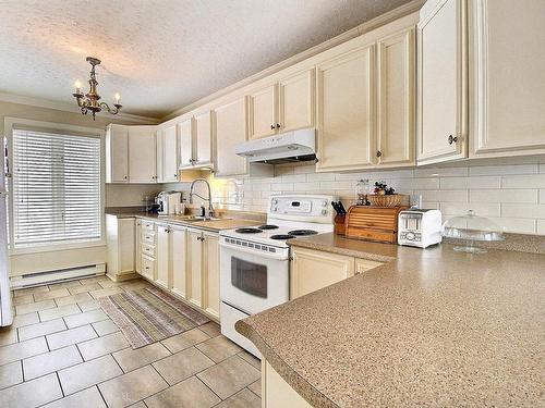 Cuisine - 94 Rue Cardinal-Bégin E., Rouyn-Noranda, QC - Indoor Photo Showing Kitchen