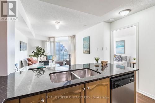 907 - 9 George Street N, Brampton, ON - Indoor Photo Showing Kitchen With Double Sink