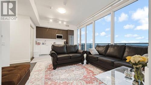 1210N - 225 Veterans Drive N, Brampton, ON - Indoor Photo Showing Living Room