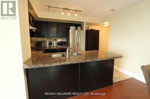 518 - 48 Suncrest Boulevard, Markham, ON - Indoor Photo Showing Kitchen With Double Sink With Upgraded Kitchen