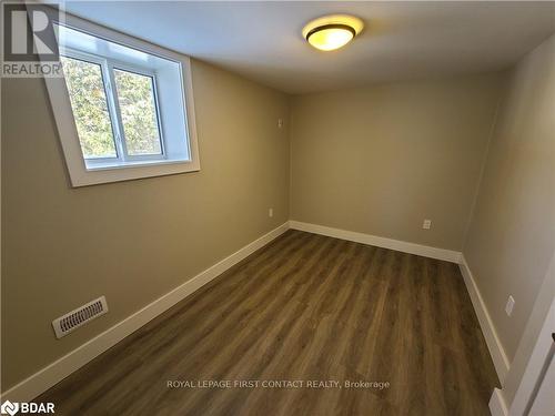 320 Mississaga Street W, Orillia, ON - Indoor Photo Showing Other Room