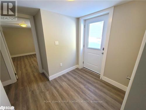 320 Mississaga Street W, Orillia, ON - Indoor Photo Showing Other Room