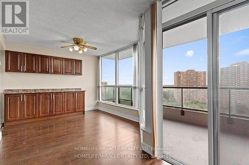 1610 - 1 Rowntree Road, Toronto, ON - Indoor Photo Showing Other Room