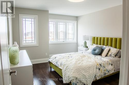 266 Palace Street, Thorold (557 - Thorold Downtown), ON - Indoor Photo Showing Bedroom