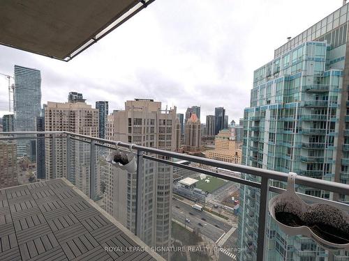 3003-225 Webb Dr, Mississauga, ON - Outdoor With Balcony