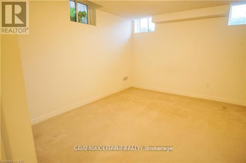 4360 Chemonda Street, Niagara Falls, ON - Indoor Photo Showing Other Room