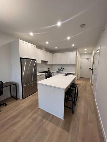 42X 5415 Brydon Crescent, Langley, BC - Indoor Photo Showing Kitchen