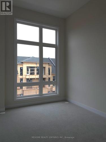 3086 Perkins Way, Oakville, ON - Indoor Photo Showing Other Room