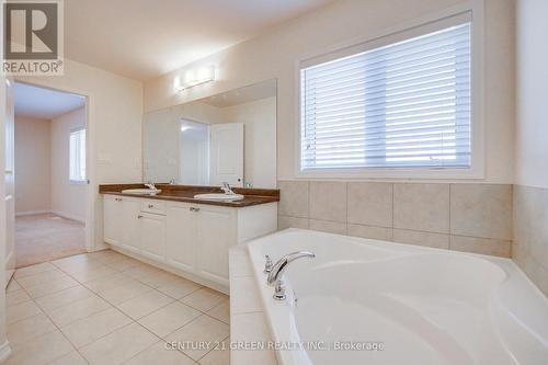 12 Beatty Avenue, Thorold, ON - Indoor Photo Showing Bathroom