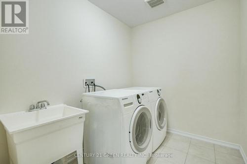 12 Beatty Avenue, Thorold, ON - Indoor Photo Showing Laundry Room