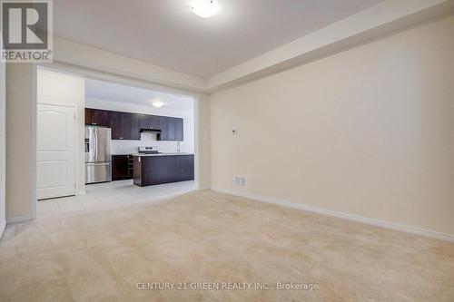 12 Beatty Avenue, Thorold, ON - Indoor Photo Showing Kitchen