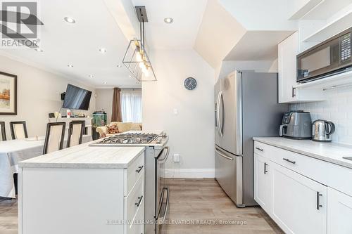 387 Hopewell Avenue, Toronto, ON - Indoor Photo Showing Kitchen