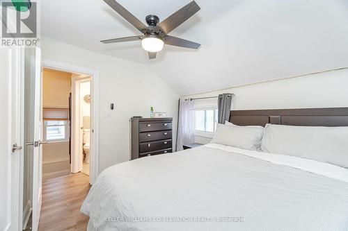 387 Hopewell Avenue, Toronto, ON - Indoor Photo Showing Bedroom