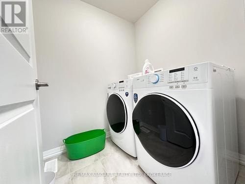 7266 Parkside Road, Niagara Falls (222 - Brown), ON - Indoor Photo Showing Laundry Room