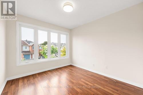 6059 Pineglade Crescent, Ottawa, ON - Indoor Photo Showing Other Room