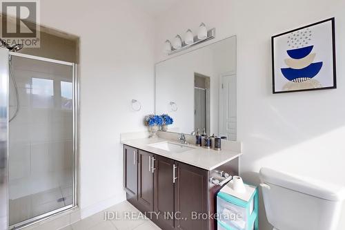 213 Paradelle Drive, Richmond Hill, ON - Indoor Photo Showing Bathroom