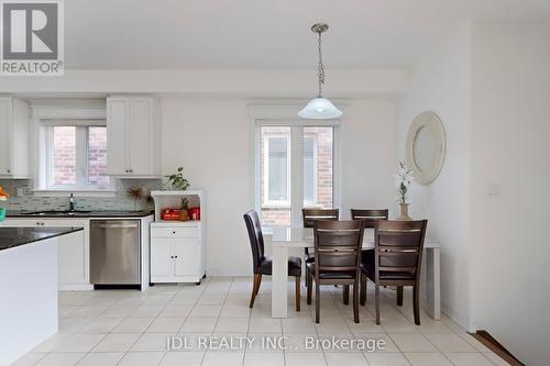 213 Paradelle Drive, Richmond Hill, ON - Indoor