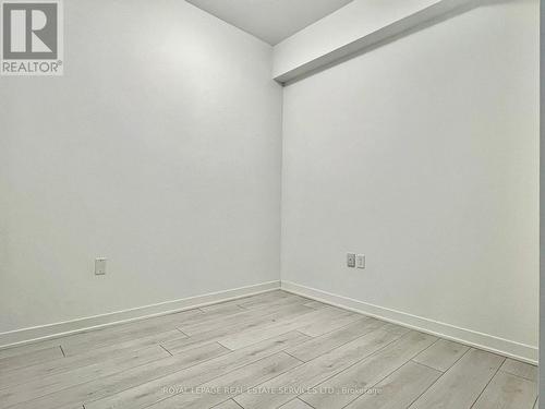 303 - 395 Dundas Street W, Oakville, ON - Indoor Photo Showing Other Room