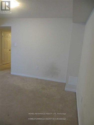 142 Golden Springs Drive, Brampton, ON - Indoor Photo Showing Other Room