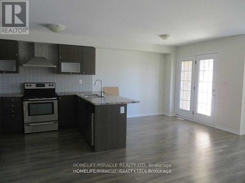 142 Golden Springs Drive, Brampton, ON - Indoor Photo Showing Kitchen With Double Sink With Upgraded Kitchen