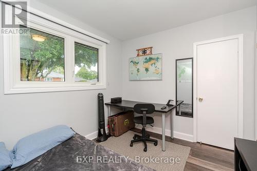 774 Cork Street, Ottawa, ON - Indoor