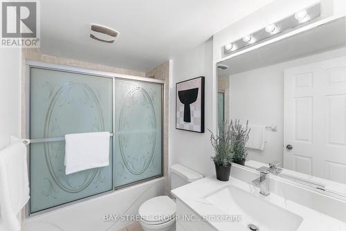 6 Blunden Road, Ajax, ON - Indoor Photo Showing Bathroom