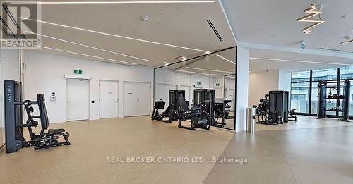 5511 - 3900 Confederation Parkway, Mississauga (City Centre), ON - Indoor Photo Showing Gym Room