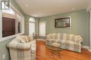 7350 Black Walnut Trail, Mississauga, ON  - Indoor Photo Showing Living Room 