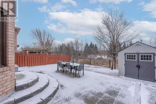 7350 Black Walnut Trail, Mississauga, ON - Outdoor