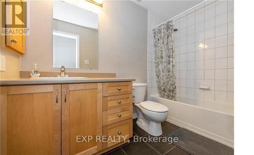 113 Glendore Street, Ottawa, ON - Indoor Photo Showing Bathroom