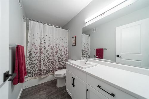 254 Tanager Trail, Winnipeg, MB - Indoor Photo Showing Bathroom