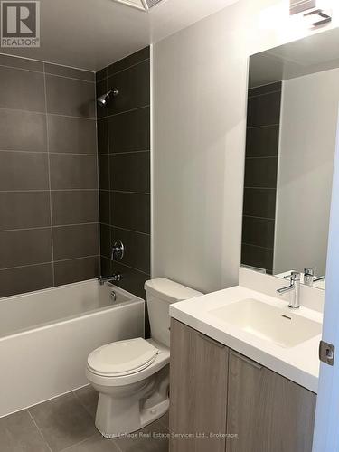 3422 - 28 Widmer Street, Toronto (Waterfront Communities), ON - Indoor Photo Showing Bathroom