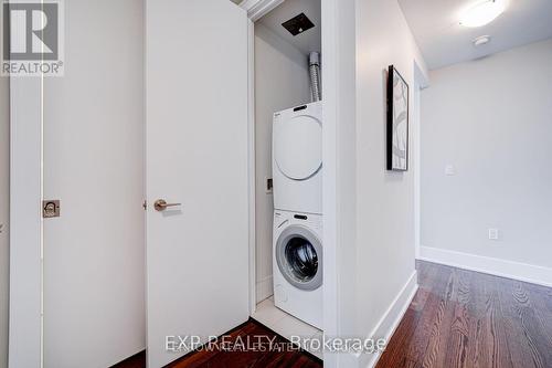 101 - 39 Queens Quay E, Toronto, ON - Indoor Photo Showing Laundry Room