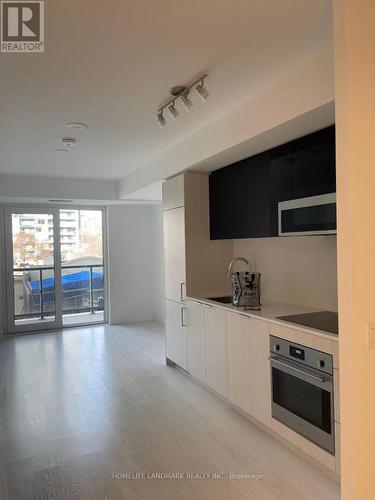 506 - 308 Jarvis Street, Toronto, ON - Indoor Photo Showing Kitchen