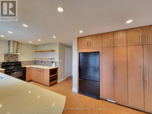 107 Bolland Crescent, Ajax, ON - Indoor Photo Showing Kitchen