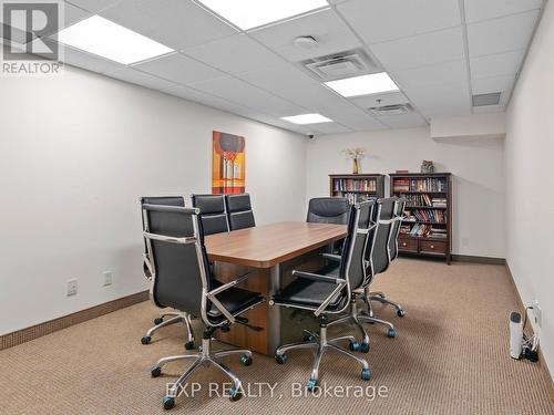 2607 - 242 Rideau Street, Ottawa, ON - Indoor Photo Showing Office