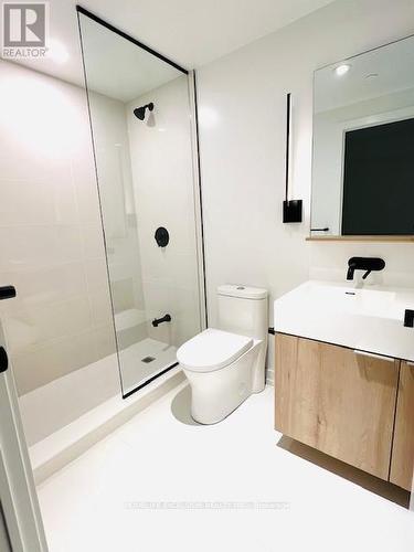 305S - 127 Broadway Avenue, Toronto, ON - Indoor Photo Showing Bathroom