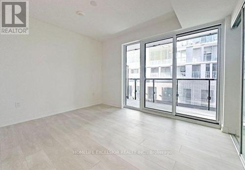 305S - 127 Broadway Avenue, Toronto, ON - Indoor Photo Showing Other Room