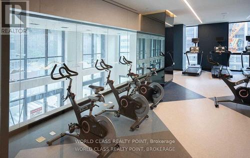 4011 - 1 Yorkville Avenue, Toronto, ON - Indoor Photo Showing Gym Room